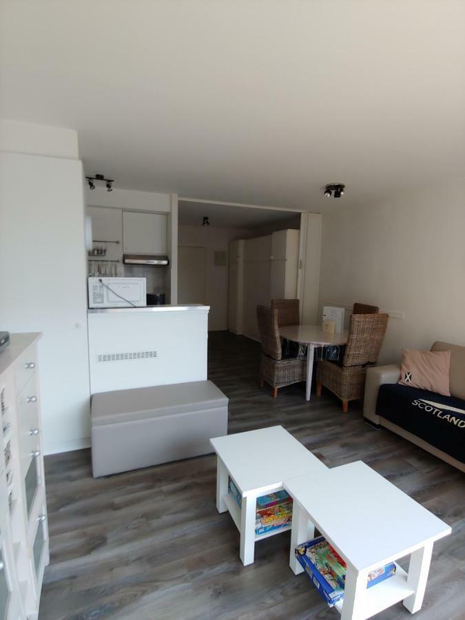 Studio Center Of Ostend W/Parking & South Terrace Apartment Bagian luar foto